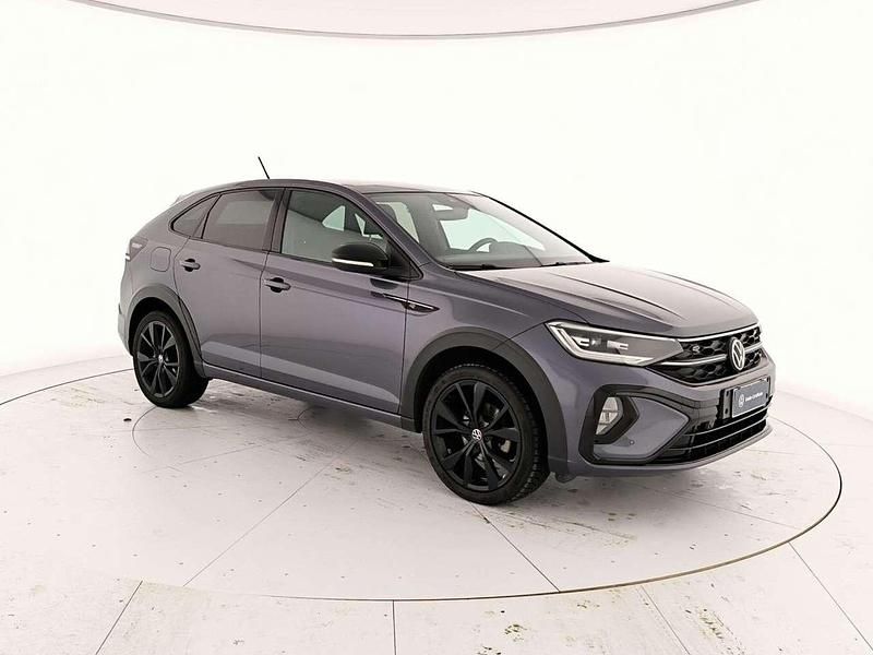 Usata VW Taigo R-line 110 CV (80 kW) 2023 Smoky grey metallizzato nero SUV