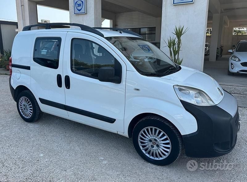 Usata Fiat Fiorino 75 CV (55 kW) 2012 Bianco Monovolume