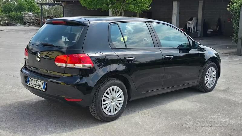 Usata VW Golf VI 80 CV (58 kW) 2011 Nero Utilitaria