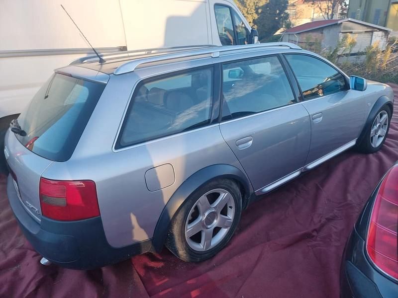 Usata Audi A6 Allroad 180 CV (132 kW) 2000 Argento Station wagon