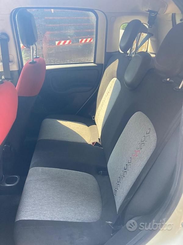 Usata Fiat Panda 80 CV (58 kW) 2018 Utilitaria