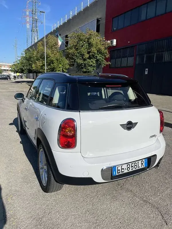 Usata Mini Cooper D Countryman 111 CV (81 kW) 2012 Nero SUV