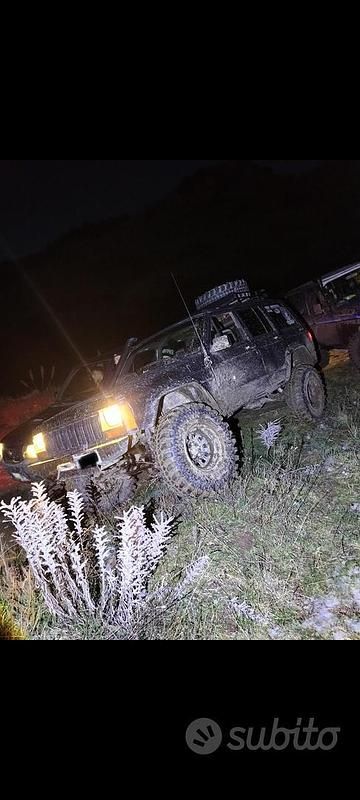Occasion Jeep Cherokee 80 ch (58 kW) 1990 SUV