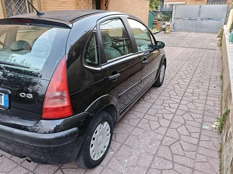 Usata Citroën C3 Exclusive 68 CV (50 kW) 2005 Nero Berlina