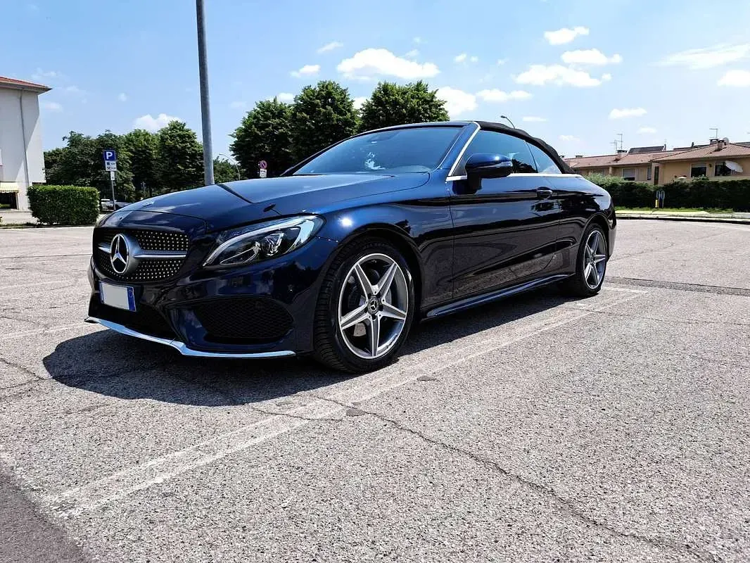 Usata Mercedes C220 Premium 170 CV (125 kW) 2018 Cabrio