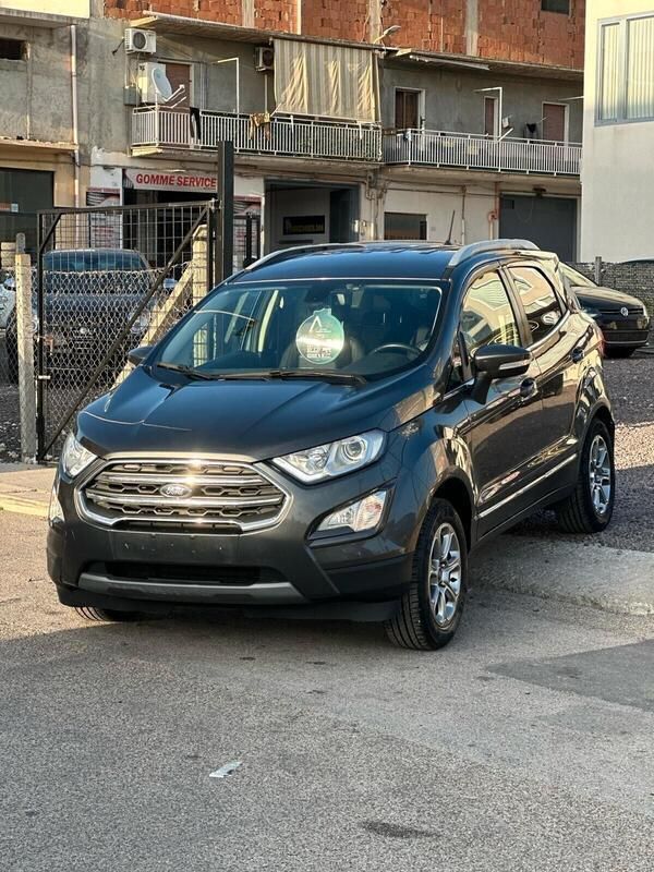 Usata Ford Ecosport Titanium 100 CV (73 kW) 2018 Grigio SUV
