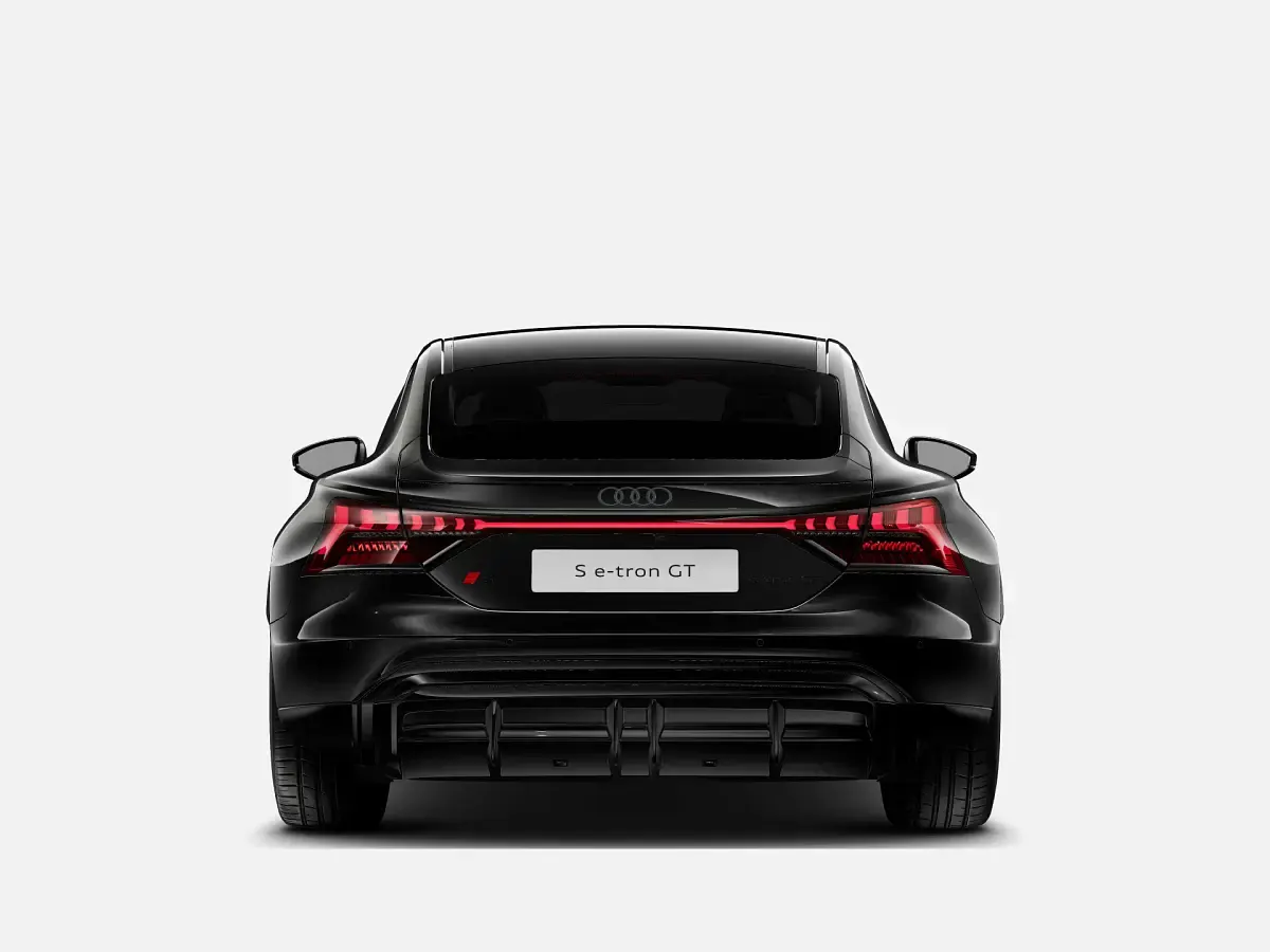 Nuova Audi e-tron GT quattro Comfort 163 kW (222 CV) 2026 Nero mythos metallizzato Berlina