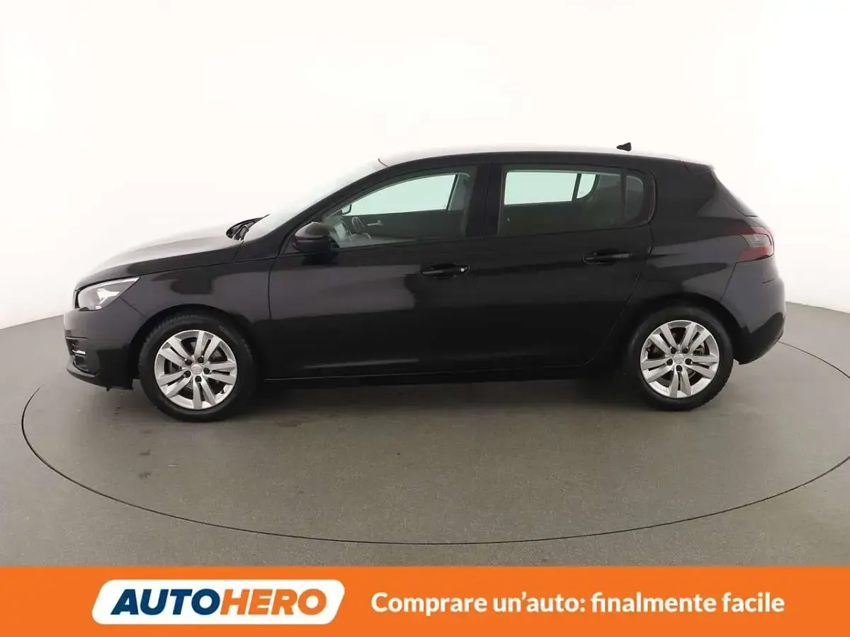 Usata Peugeot 308 Business-Line 131 CV (96 kW) 2019 Nero Berlina