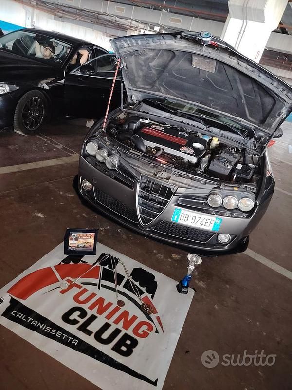 Usata Alfa Romeo 159 150 CV (110 kW) 2006 Marrone Berlina