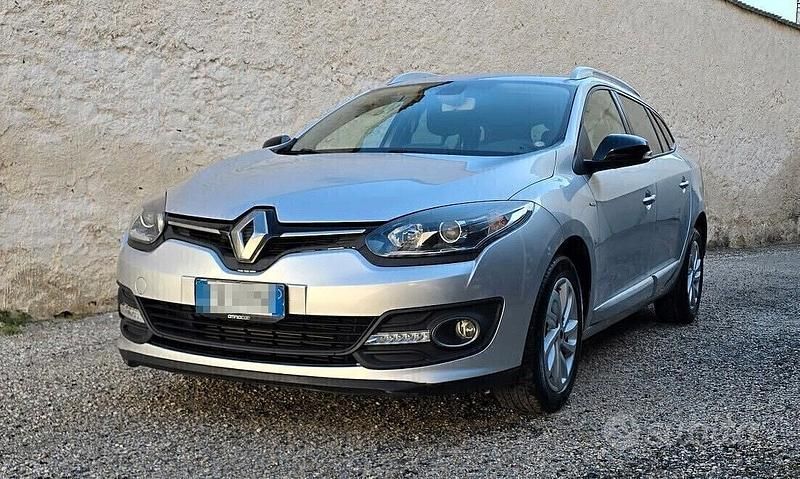 Usata Renault Mégane GrandTour LIMITED 110 CV (80 kW) 2016 Grigio Station wagon