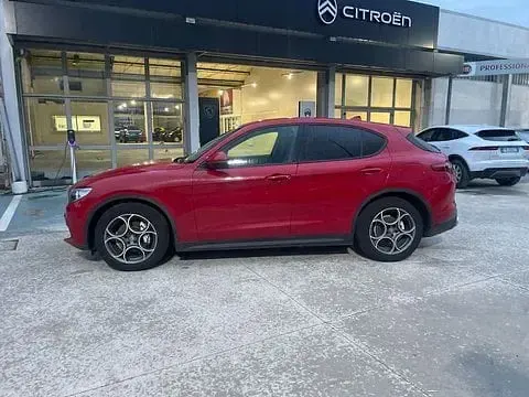 Usata Alfa Romeo Stelvio Tech Edition 160 CV (117 kW) 2019 SUV