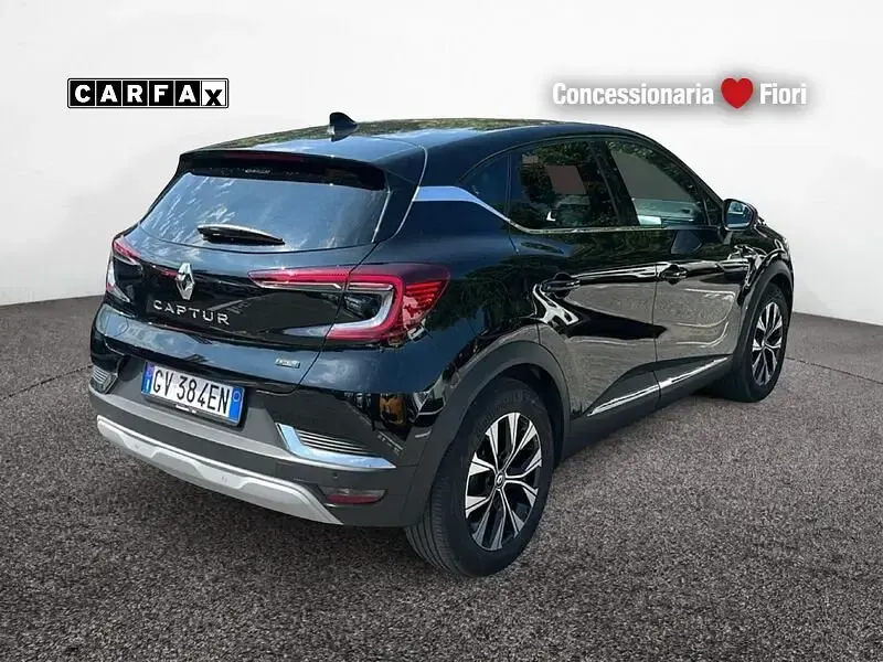 Usata Renault Captur Techno 143 CV (105 kW) 2024 Nero SUV