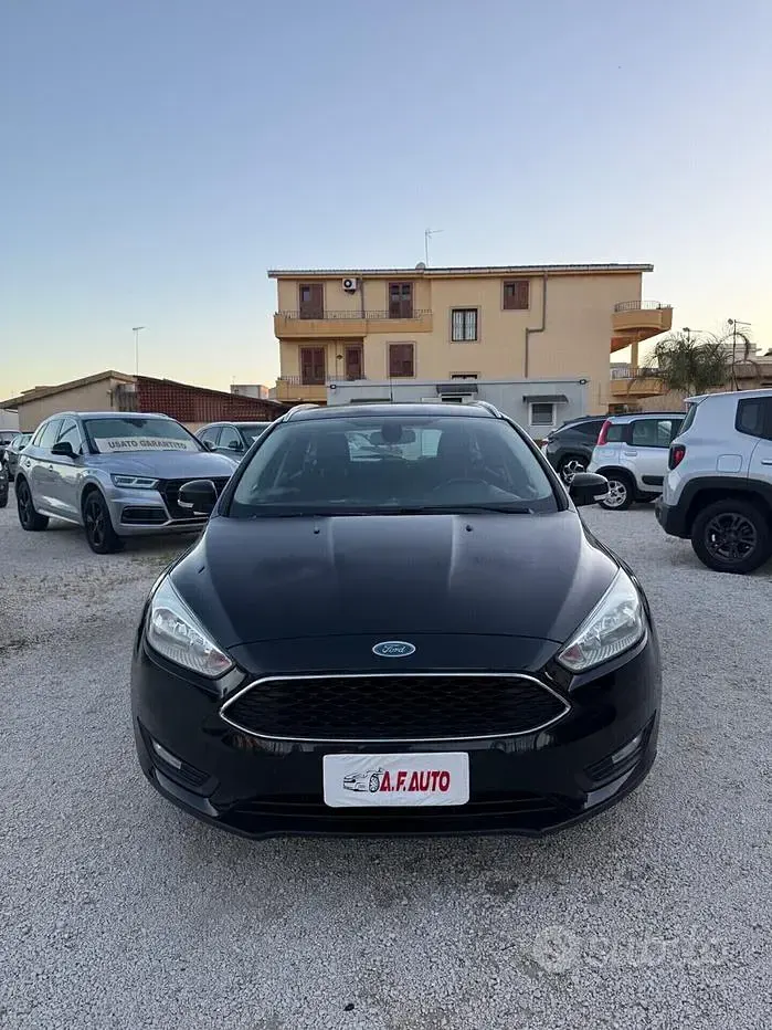 Usata Ford Focus Titanium 120 CV (88 kW) 2015 Nero Station wagon