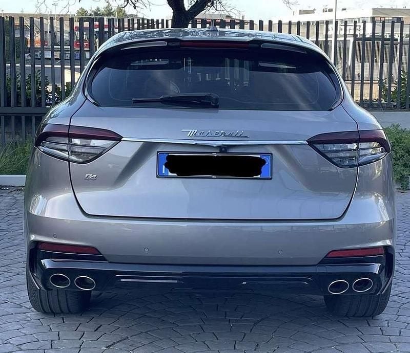 Usata Maserati Levante 349 CV (256 kW) 2021 SUV