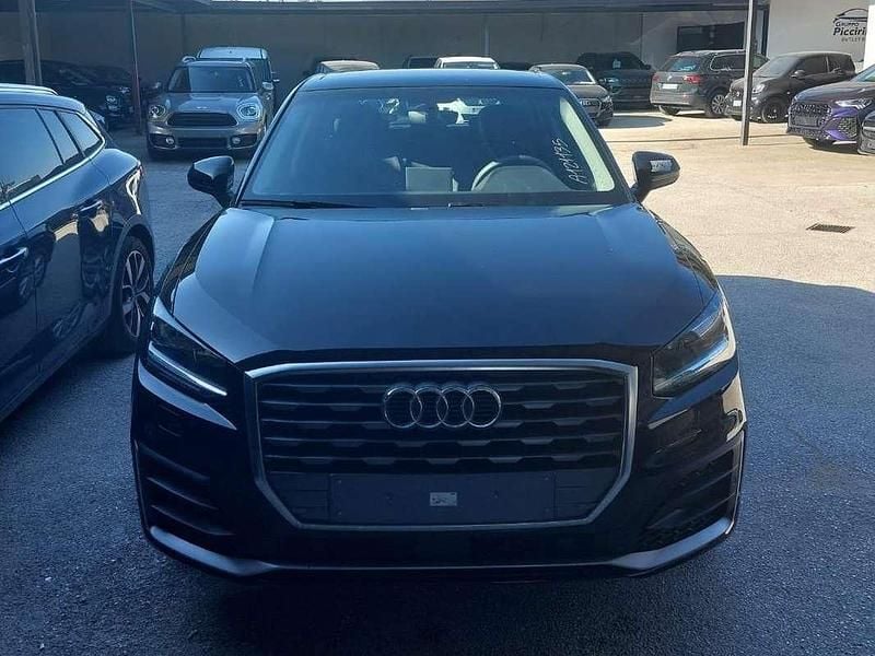Usata Audi Q2 Ambiente 150 CV (110 kW) 2018 Nero SUV