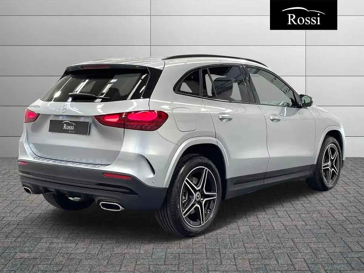 Nuova Mercedes GLA250 163 CV (119 kW) 2026 SUV