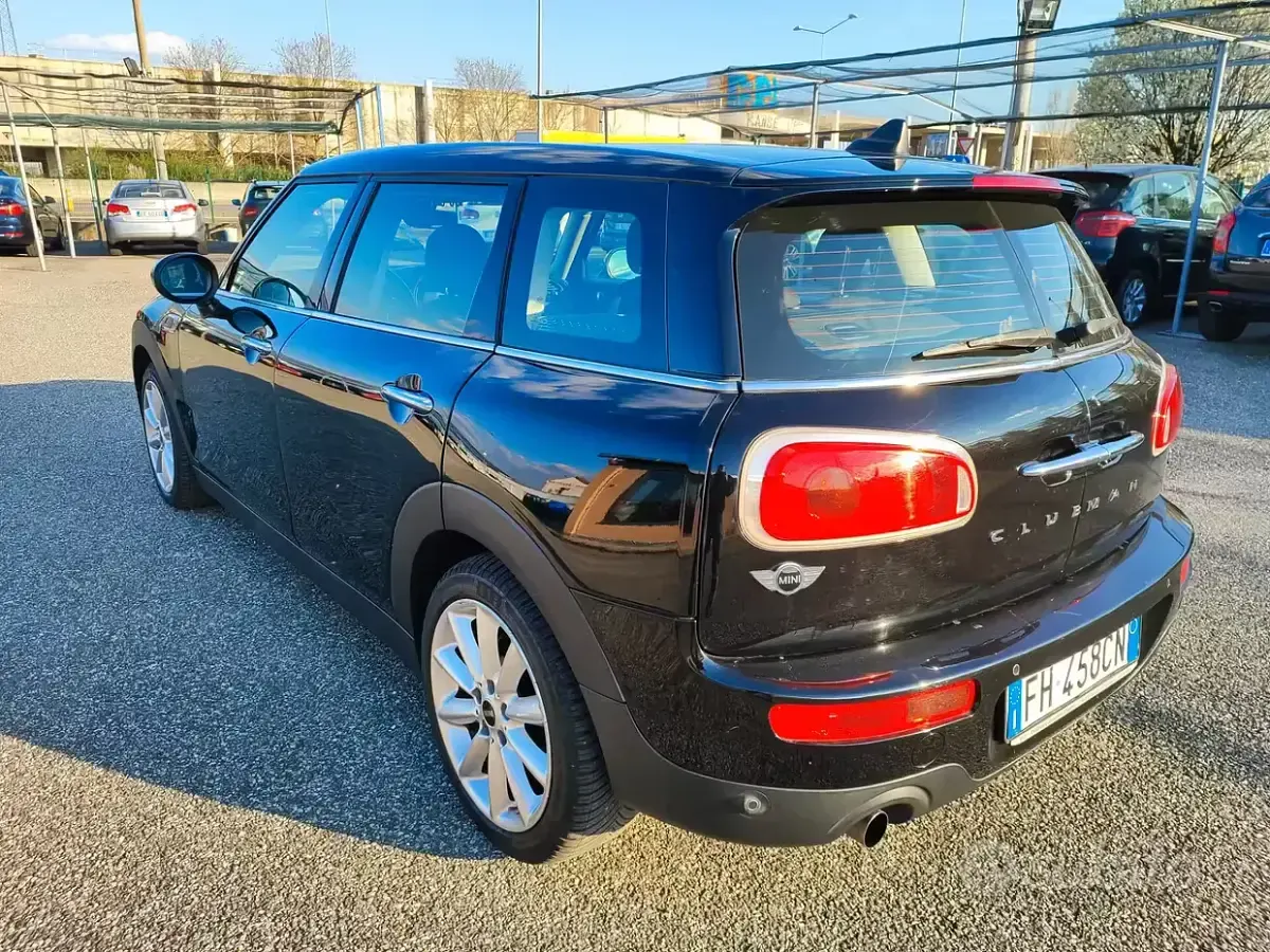 Usata Mini One Clubman 116 CV (85 kW) 2017 Nero Station wagon