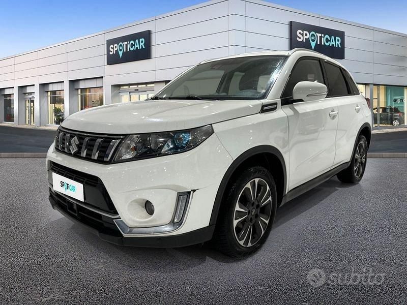 Bianco Usata 2018 Suzuki Vitara SUV | 14.850 € (Buon prezzo) - Immagine 1/4