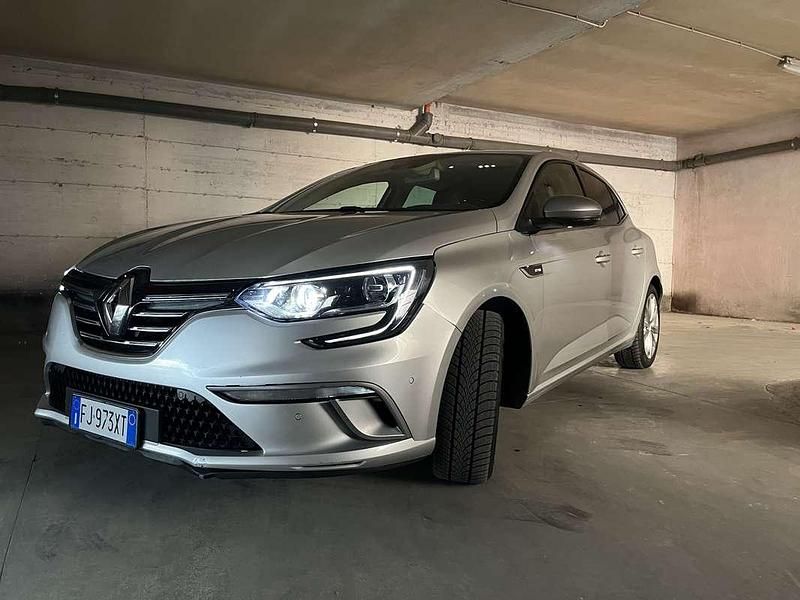Usata 2017 Renault Mégane GT Line GT-Line Berlina | 7350 € (Buon prezzo) - Immagine 1/4