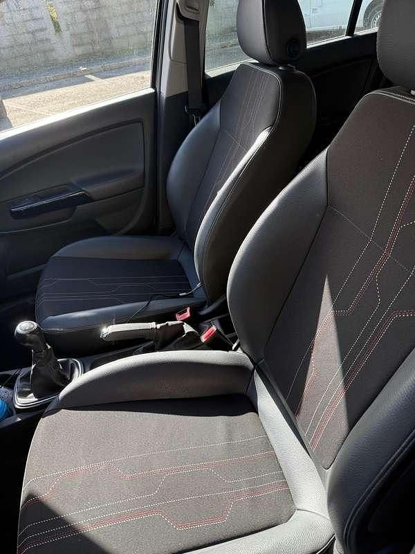 Usata Opel Corsa Edition 75 CV (55 kW) 2013 Utilitaria