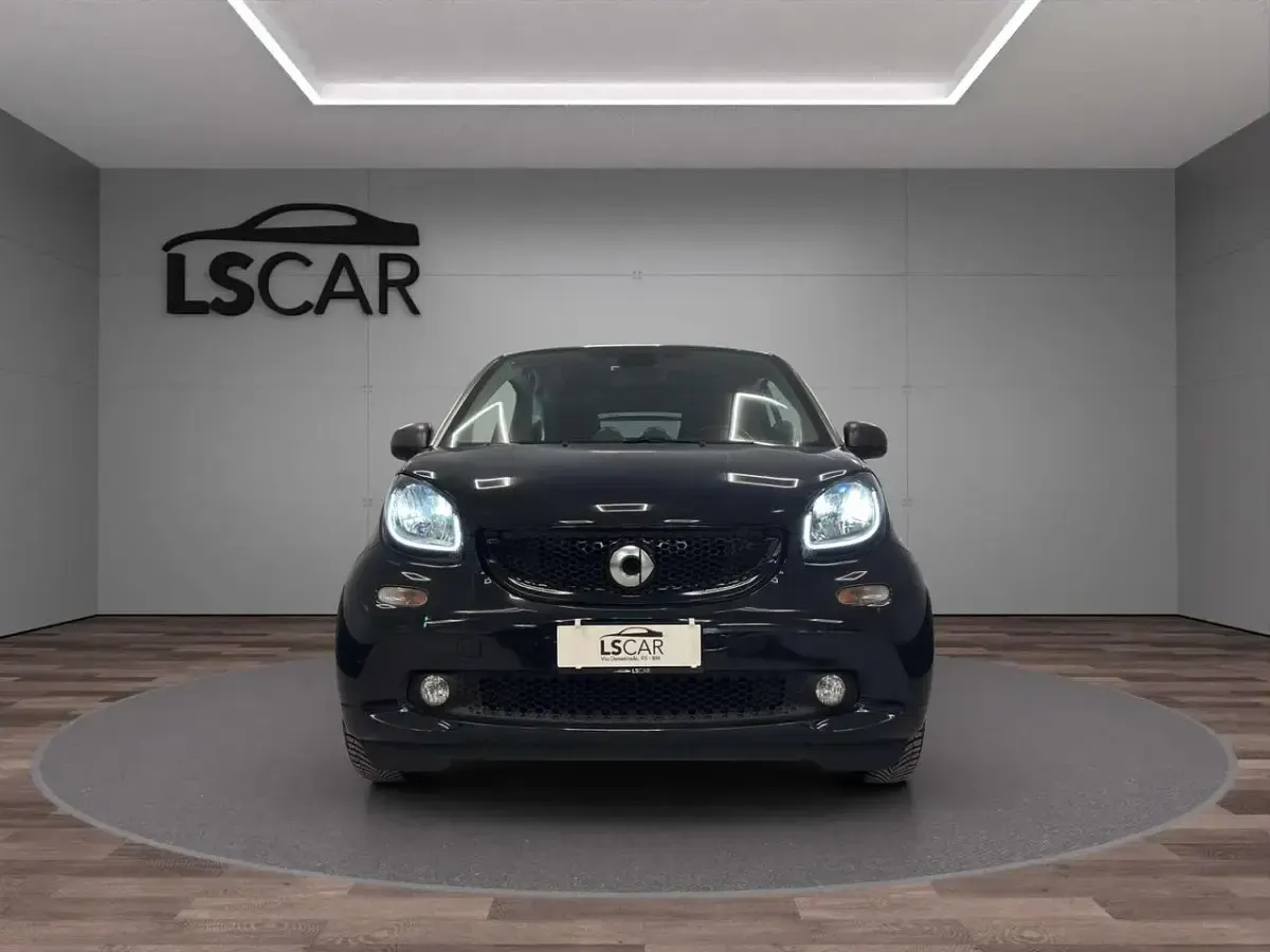 Usata Smart ForTwo Cabrio Prime 70 CV (51 kW) 2017 Viola Cabrio