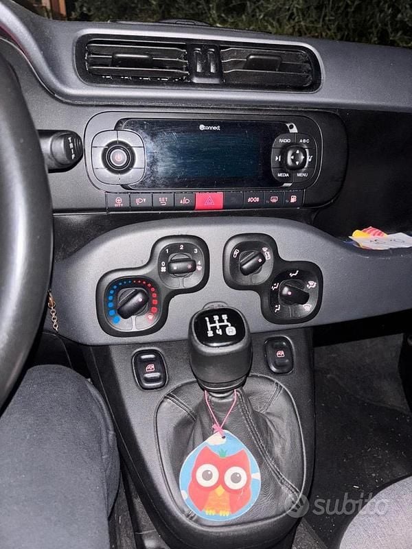 Usata Fiat Panda 69 CV (50 kW) 2019 Blu Utilitaria