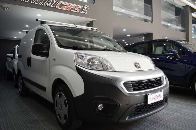 Usata Fiat Fiorino Trekking 95 CV (69 kW) 2016 Bianco Monovolume