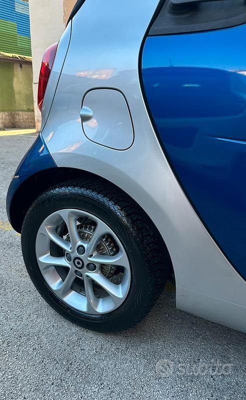 Usata Smart ForTwo Cabrio 70 CV (51 kW) 2017 Blu Cabrio