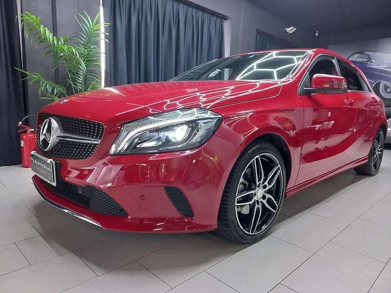 Usata Mercedes A200 156 CV (114 kW) 2016 Rosso Berlina