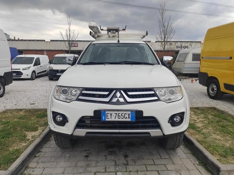 Usata Mitsubishi L200 135 CV (99 kW) 2015 Bianco Pick-up