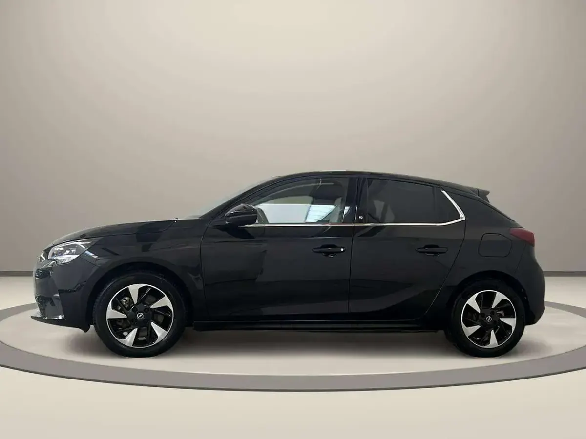 Usata Opel Corsa Elegance 100 kW (136 CV) 2021 Nero Berlina