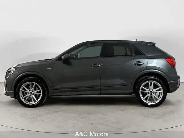 Usata Audi Q2 S-Line 150 CV (110 kW) 2025 Grigio SUV