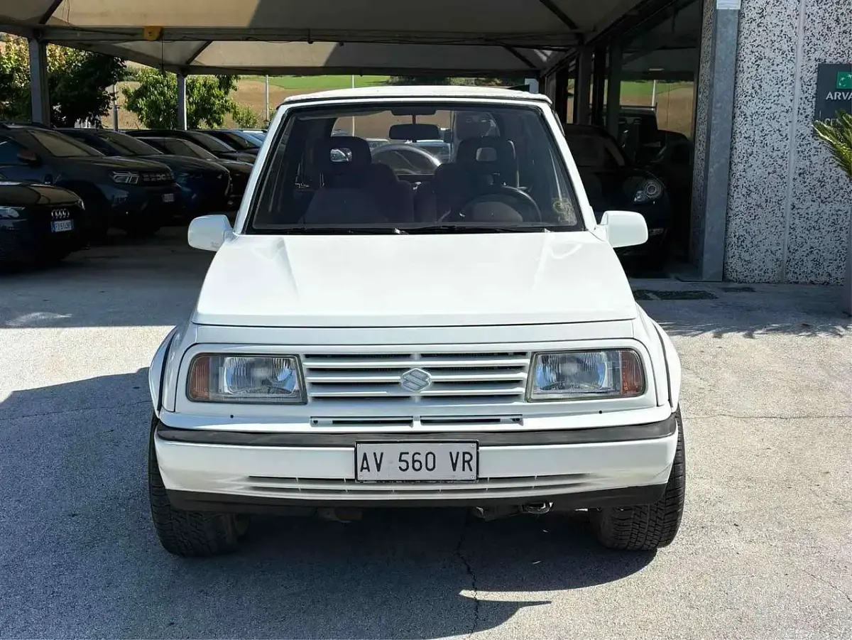 Second-hand Suzuki Vitara 80 CP (58 kW) 1989 Alb Cabrio