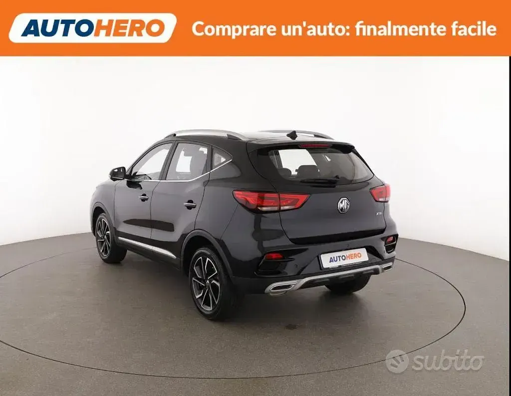 Usata MG ZS Luxury 106 CV (77 kW) 2022 Nero SUV
