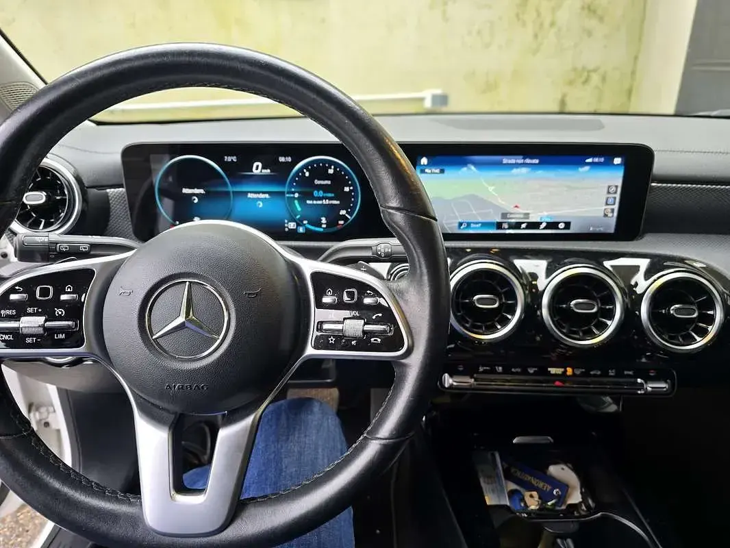 Käytetty Mercedes CLA180 Shooting Brake 116 HP (85 kW) 2021 Farmari