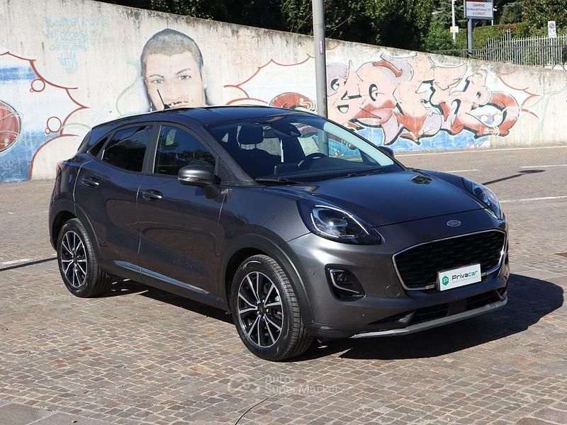 Usata Ford Puma 124 CV (91 kW) 2022 Gray SUV