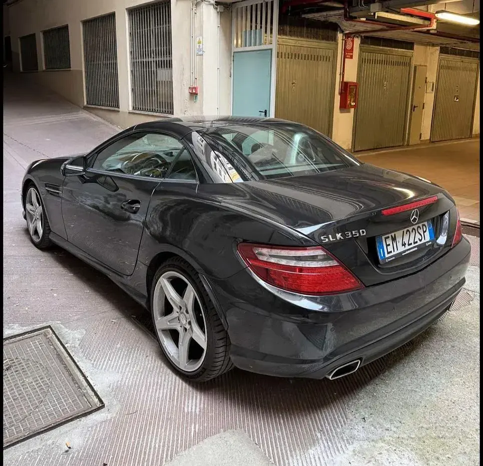 Usata Mercedes SLK350 Premium 306 CV (225 kW) 2012 Nero Cabrio