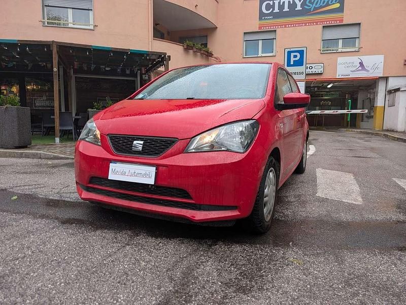 Usata Seat Mii Style 68 CV (50 kW) 2014 Rosso Utilitaria