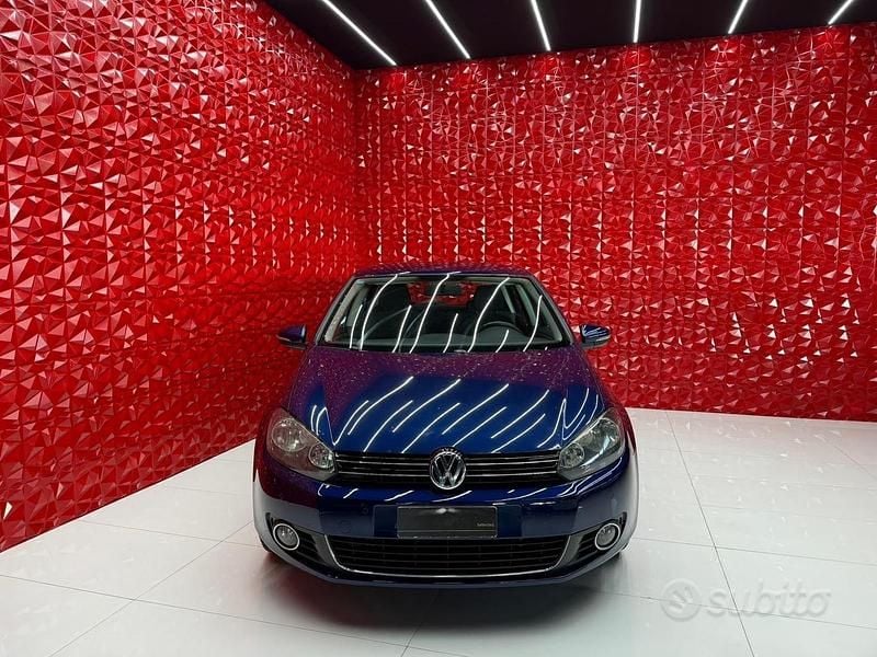 Usata VW Golf VI Highline 105 CV (77 kW) 2011 Blu Utilitaria
