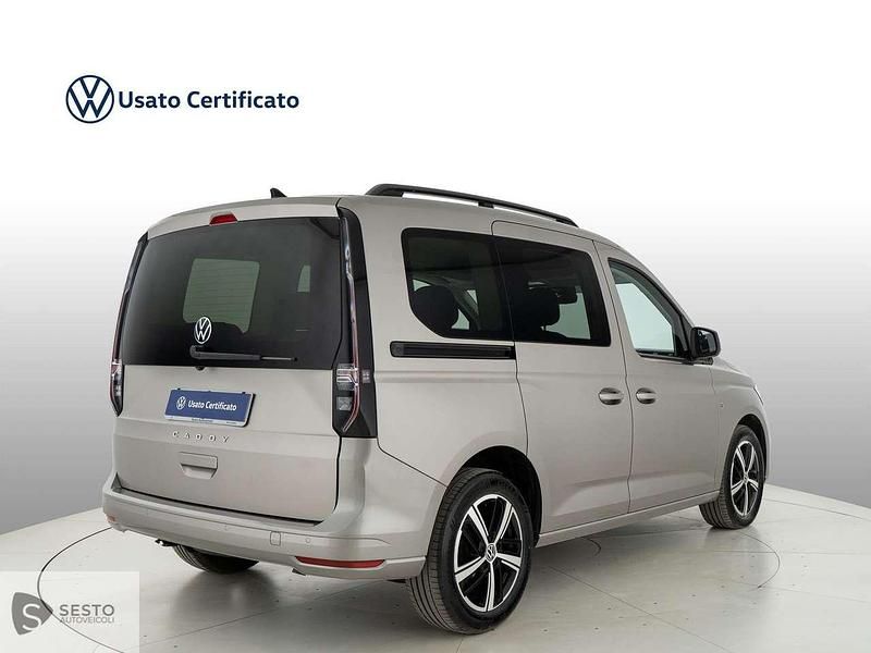 Usata VW Caddy Life 122 CV (89 kW) 2023 Beige Monovolume