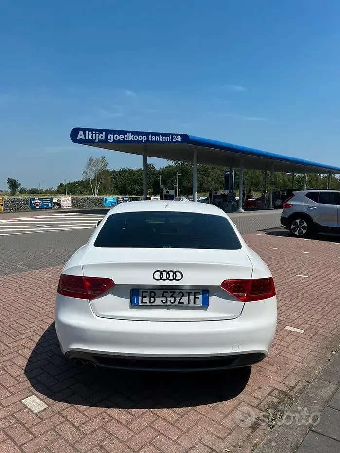 Usata Audi A5 S-Line 170 CV (125 kW) 2010 Bianco Coupé