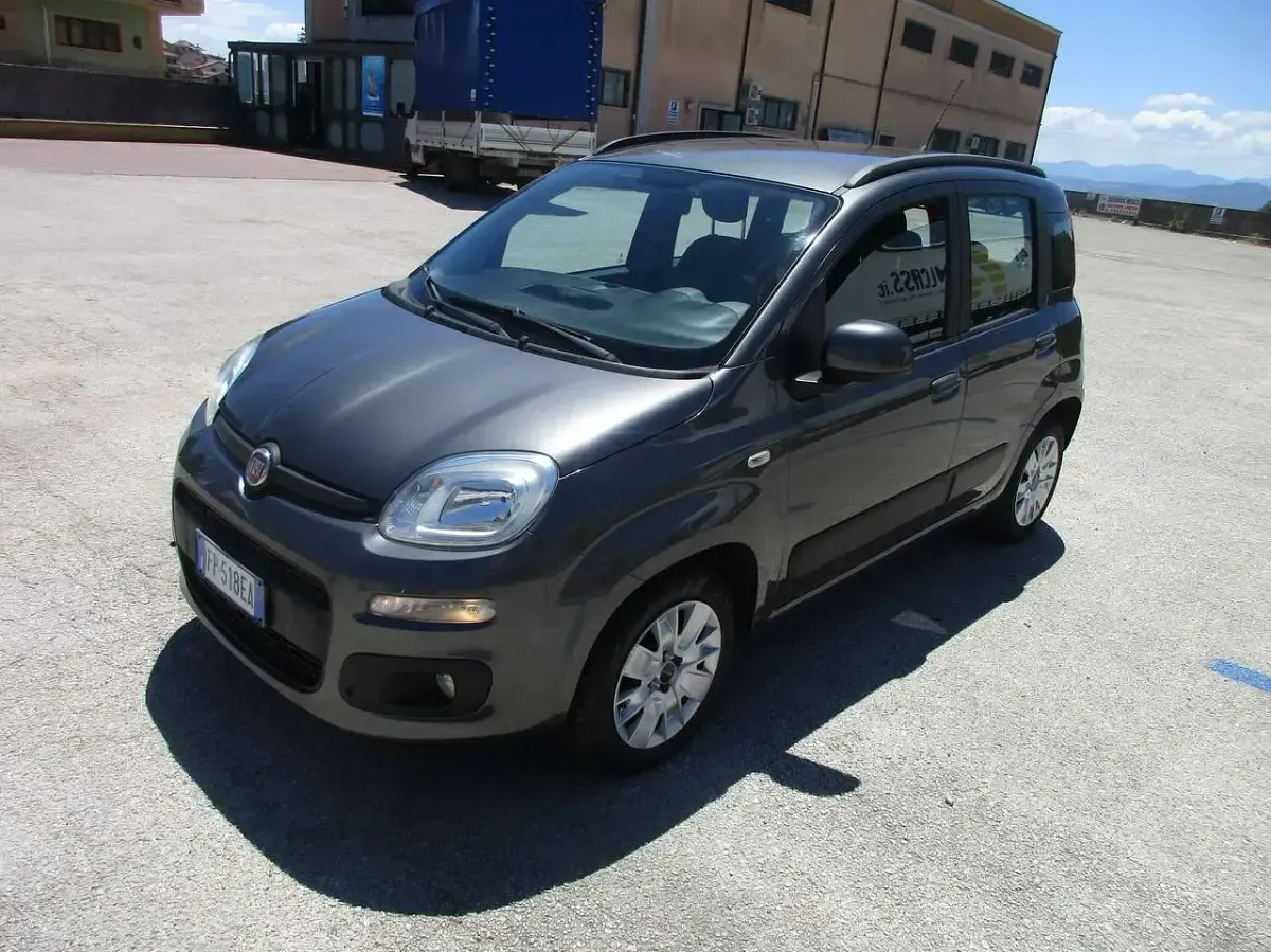 Usata Fiat Panda Lounge 95 CV (69 kW) 2018 Grigio Utilitaria