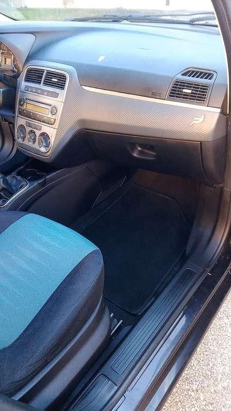Usata Fiat Punto S 58 CV (42 kW) 2009 Utilitaria