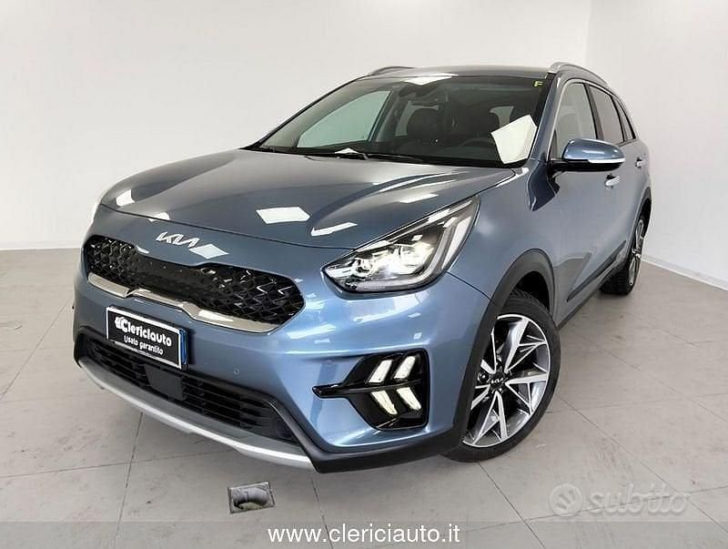 Usata Kia Niro 141 CV (103 kW) 2022 Blu SUV