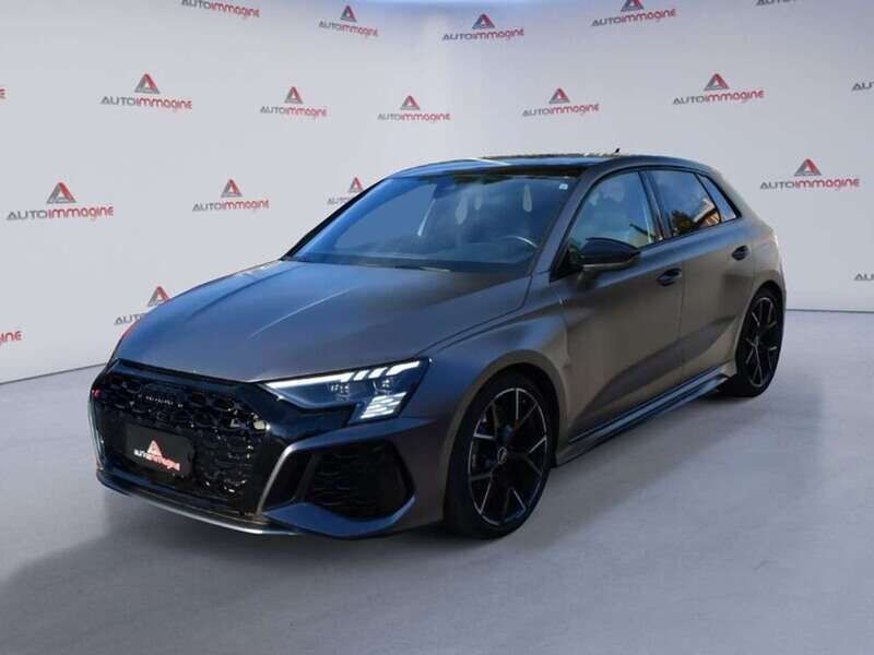 Usata Audi RS3 Ambiente 400 CV (294 kW) 2022 Blu Berlina