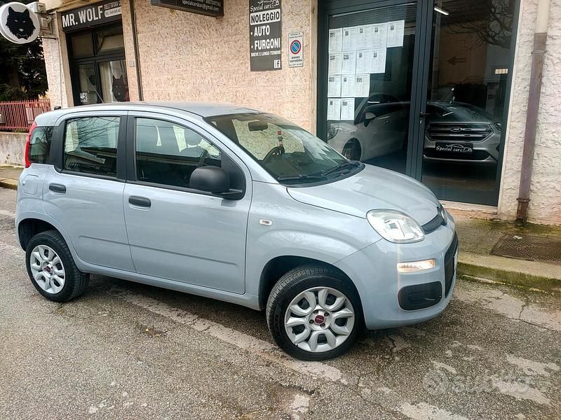 Usata Fiat Panda Lounge 84 CV (61 kW) 2019 Grigio Utilitaria
