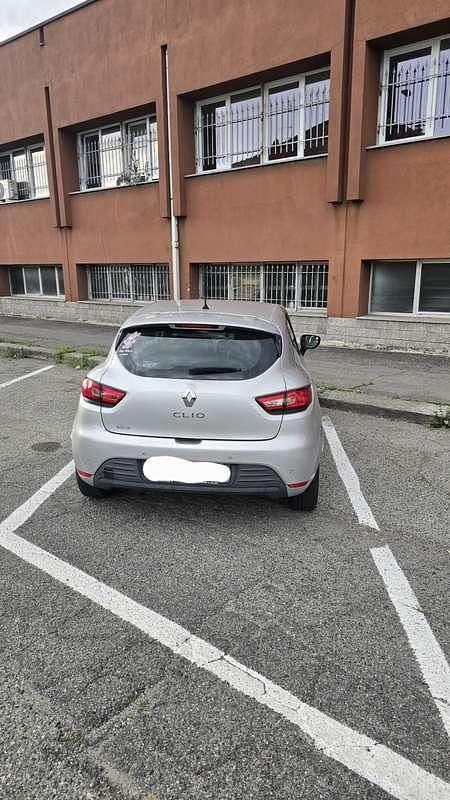Usata Renault Clio IV Zen 75 CV (55 kW) 2017 Grigio Berlina