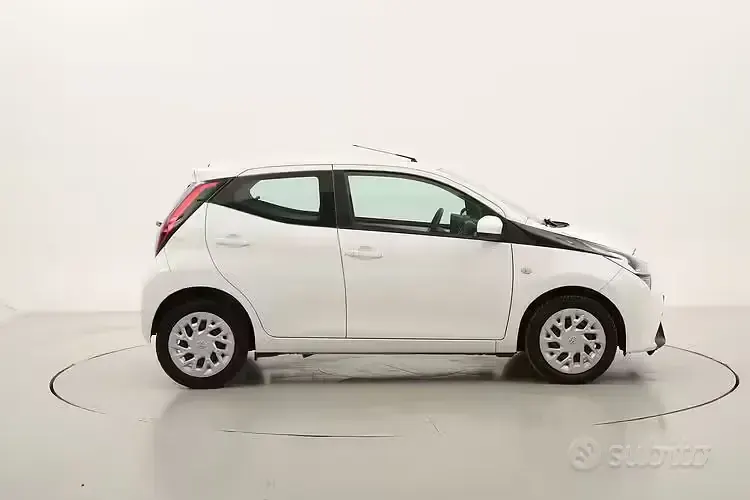 Brugt Toyota Aygo Business Edition 72 HK (52 kW) 2019 Hvid Hatchback