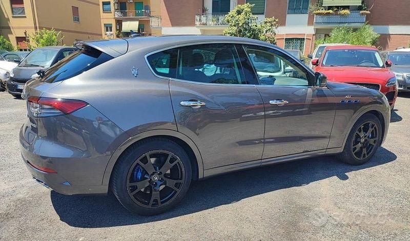 Usata Maserati Levante GT 330 CV (242 kW) 2022 Grigio SUV