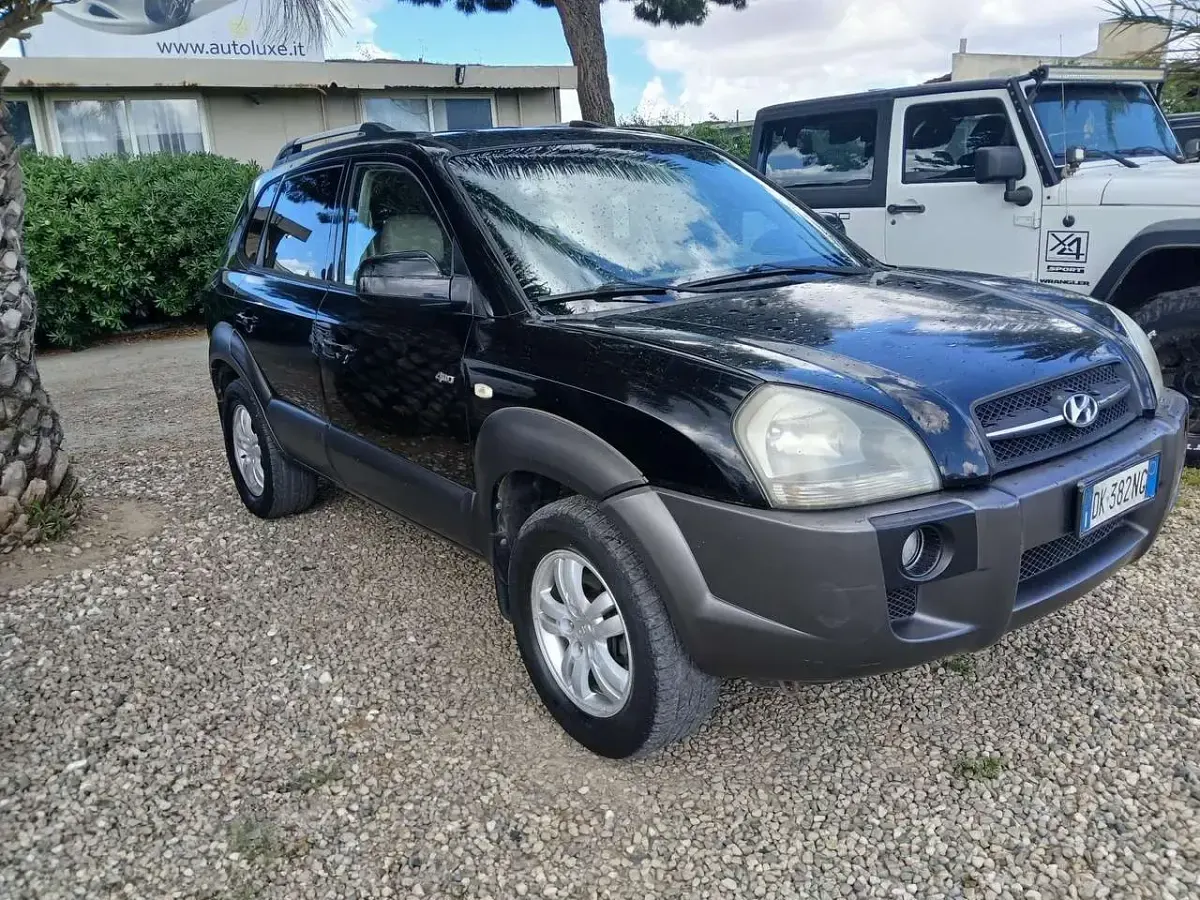 Usata Hyundai Tucson Active 140 CV (102 kW) 2007 Nero SUV